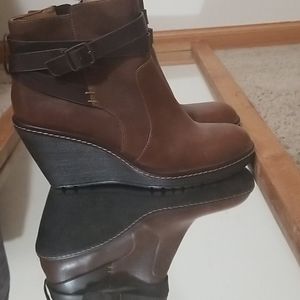 Sofft Brown and Black Ankle Boots